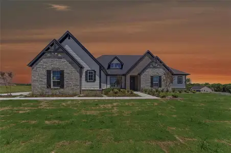 New construction Single-Family house 815 Valley Ridge Rd, Van Alstyne, TX 75495 plan Mockingbird - image