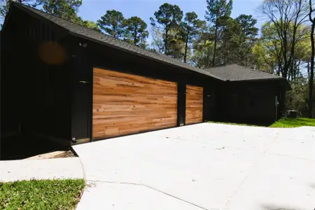 New construction Single-Family house 4 Lake Forest Dr, Conroe, TX 77384 - image