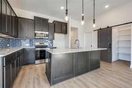 New construction Single-Family house 104 Ranchview, Valley View, TX 76272 - image 4