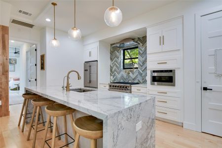 New construction Single-Family house 7810 Hardy Dr, Austin, TX 78757 - image 10