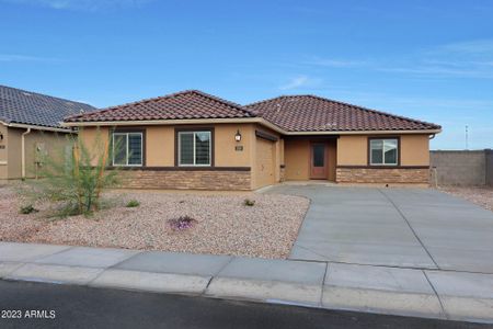 New construction Single-Family house 554 W Crowned Dove Trail, Casa Grande, AZ 85122 - photo 0