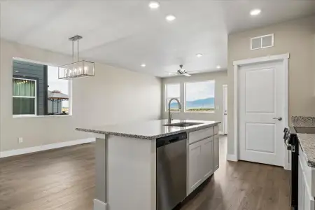 New construction Single-Family house 5464 Triple Tree St, Colorado Springs, CO 80925 plan Carnation - image 7