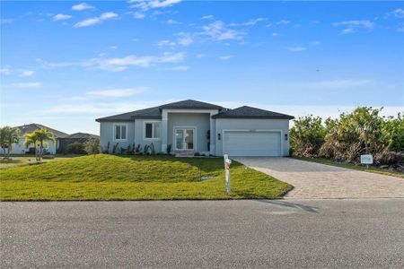 New construction Single-Family house 10071 Kingsville Dr, Port Charlotte, FL 33981 - image