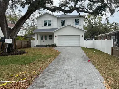 New construction Single-Family house 2704 W Tyson Ave, Tampa, FL 33611 - image