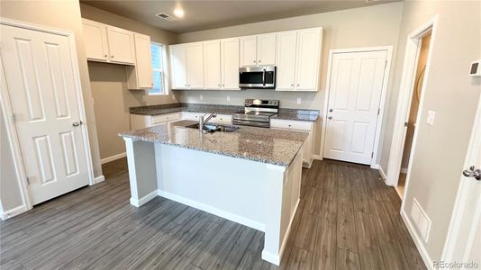 New construction Duplex house 284 Scaup Ln, Johnstown, CO 80534 Acadia- photo 1 1