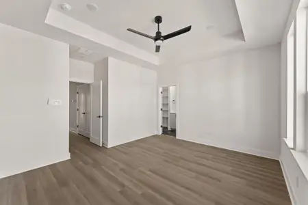 New construction Single-Family house 5311 Teodoro Ln, Houston, TX 77091 - image 20