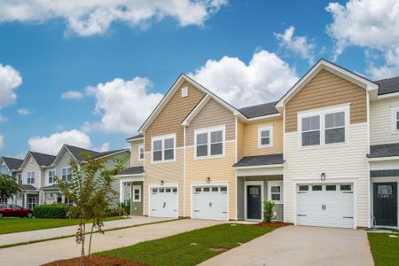 New construction Townhouse house 121 Kirkland St, Goose Creek, SC 29445 - image