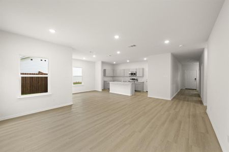 New construction Single-Family house 121 Kylie St, Cleburne, TX 76031 plan Mockingbird Plan - image 17