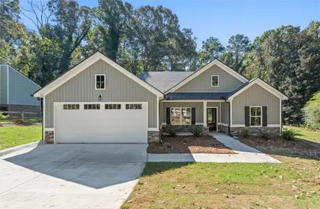 New construction Single-Family house 310 Colonial Dr, Carrollton, GA 30117 - image
