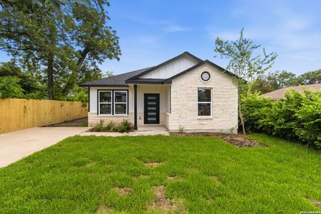 New construction Single-Family house 412 Monticello Ct, San Antonio, TX 78223 - image