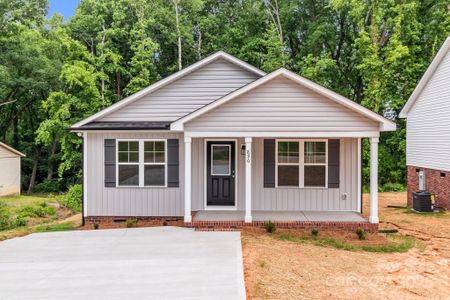 New construction Single-Family house 896 Oval St, Kannapolis, NC 28081 null- photo 0