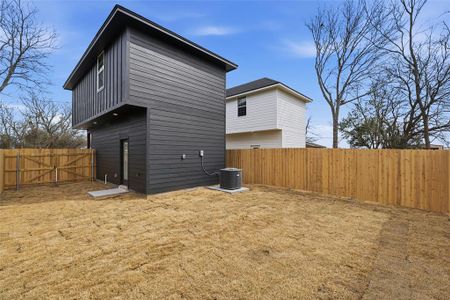 New construction Single-Family house 1925 S 20Th St, Waco, TX 76706 - image