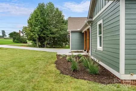 New construction Single-Family house 2618 Polo Ln, Maiden, NC 28650 - image