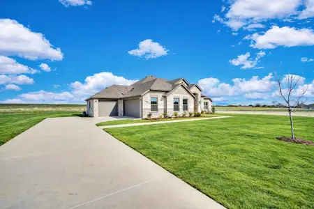 New construction Single-Family house 124 Lila Lake Dr, Waxahachie, TX 75165 plan Dartmouth VI - image
