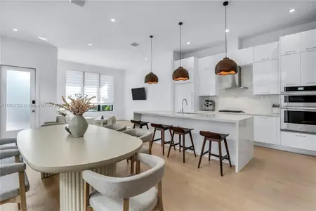 New construction Single-Family house 8013 Nw 42Nd St, Doral, FL 33166 - image