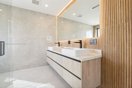 New construction Single-Family house 3390 Oak Ave, Miami, FL 33133 null- photo 21 21