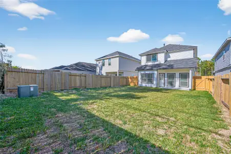 New construction Single-Family house 202 Emerald Thicket Ln, Huffman, TX 77336 - image 3