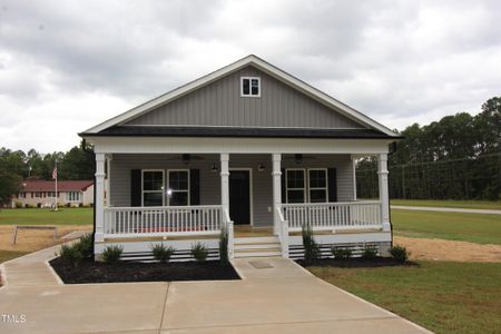 New construction Single-Family house 798 S Parrish St, Lillington, NC 27546 null- photo 3 3