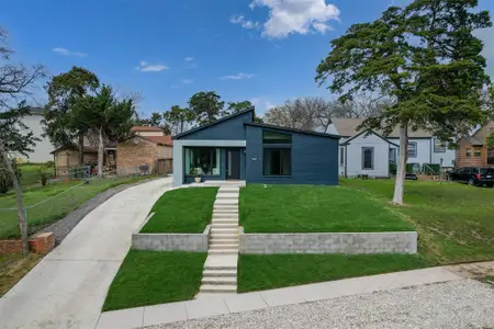 New construction Single-Family house 1203 Forester Dr, Dallas, TX 75216 - image