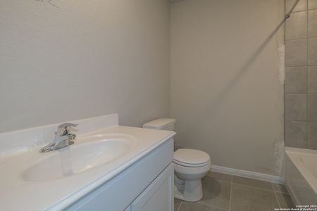 New construction Single-Family house 2828 Whiskey Pass, Seguin, TX 78155 Freestone- photo 9 9