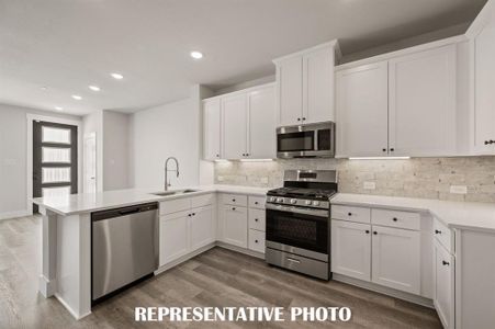 New construction Townhouse house 1837 Summer Aura, Mesquite, TX 75181 plan Bella - Modern - image 4