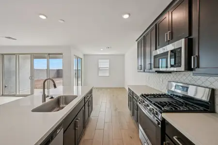 New construction Single-Family house 2475  E Homesteaders Rd, San Tan Valley, AZ 85140 plan Violet - image 7