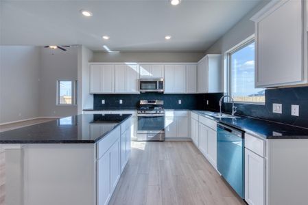 New construction Single-Family house 21123 Autumn Heights Dr, Bonney, TX 77583 plan Jefferson - image 4