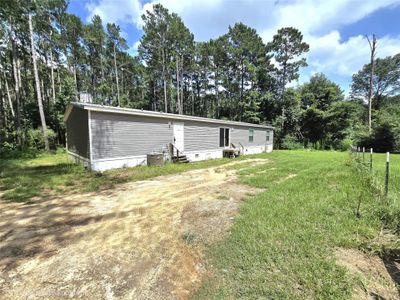 New construction Single-Family house 161 Veteran Ln, Livingston, TX 77351 - image