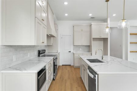 New construction Single-Family house 2915 Nw Loraine St, Fort Worth, TX 76106 null- photo 10 10