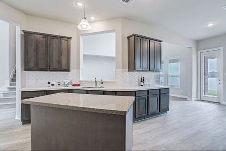 New construction Single-Family house 1606 Friendship Park Cir, Seabrook, TX 77586 plan El Jardin - image 6