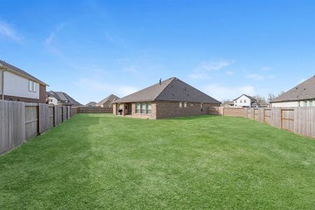 New construction Single-Family house 9607 S Lake Way, Mont Belvieu, TX 77523 Elaine- photo 27 27