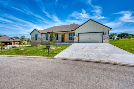 New construction Single-Family house 101 Olympia Hills Ct, Kingsland, TX 78639 - image