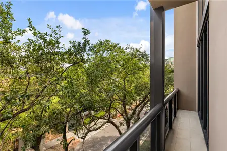 New construction Condo house 3034 Oak Ave, Unit LPH3, Miami, FL 33133 - image