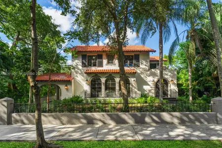 New construction Single-Family house 547 Ne 57Th St, Miami, FL 33137 - image
