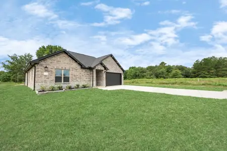 New construction Single-Family house 601 Lily St, Waller, TX 77484 - image