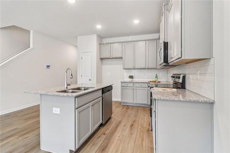 New construction Townhouse house 116 Buckingham Ln, Hoschton, GA 30548 - image 8