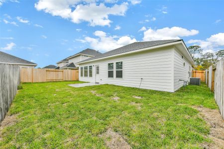 New construction Single-Family house 3914 Sugardale St, Baytown, TX 77521 - image 20