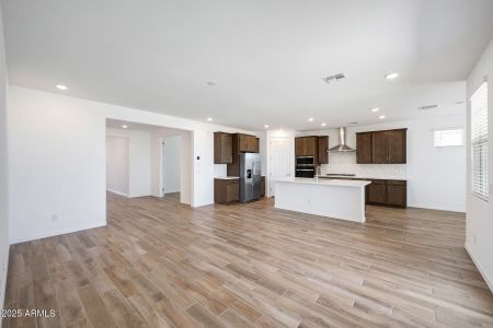 New construction Single-Family house 18522 W Mohave St, Goodyear, AZ 85338 Dove- photo 7 7