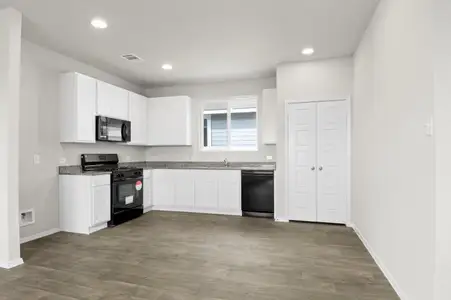 New construction Single-Family house 2963 Winding Creek Rd, Kyle, TX 78640 plan 1191 Casetta - image 9