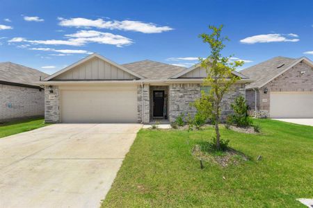 New construction Single-Family house 220 Sugarlands Dr, Greenville, TX 75402 plan The Fitzhugh - image
