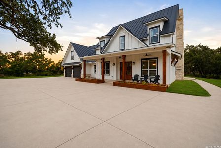 New construction Single-Family house 120 County Rd 3828, San Antonio, TX 78253 - image