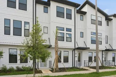 New construction Townhouse house 15267 Hamlin Park Dr, Winter Garden, FL 34787 - image