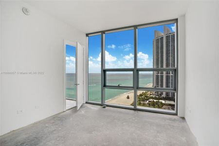 New construction Condo/Apt house 18501 Collins Ave, Unit 1804, Sunny Isles Beach, FL 33160 - photo 15 15