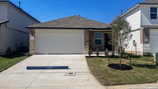 New construction Single-Family house 4647 Wild Boar Xing, Converse, TX 78109 The Diana - photo 0