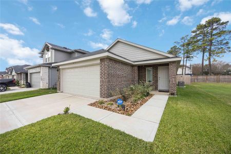 New construction Single-Family house 1106 Dewberry Downs Ln, Houston, TX 77090 - image
