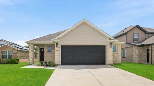 New construction Single-Family house 8009 Charlestown Ln, Fort Worth, TX 76140 plan The Wildflower - image