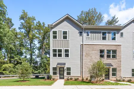 New construction Townhouse house 3960 Hager Dr, Charlotte, NC 28208 - image