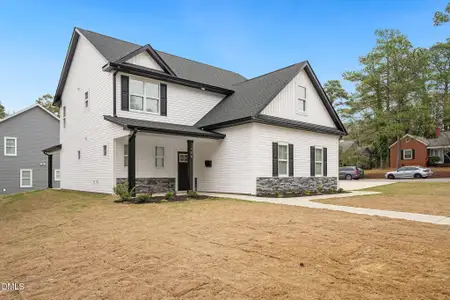 New construction Single-Family house 1406 Hilltop Ave, Fayetteville, NC 28305 - image