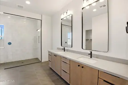 New construction Single-Family house 7379 W Lisbon Ln, Peoria, AZ 85381 - image 10