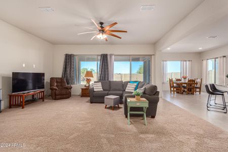 New construction Single-Family house 7266 W Meadowlark Way, Florence, AZ 85132 - photo 6 6